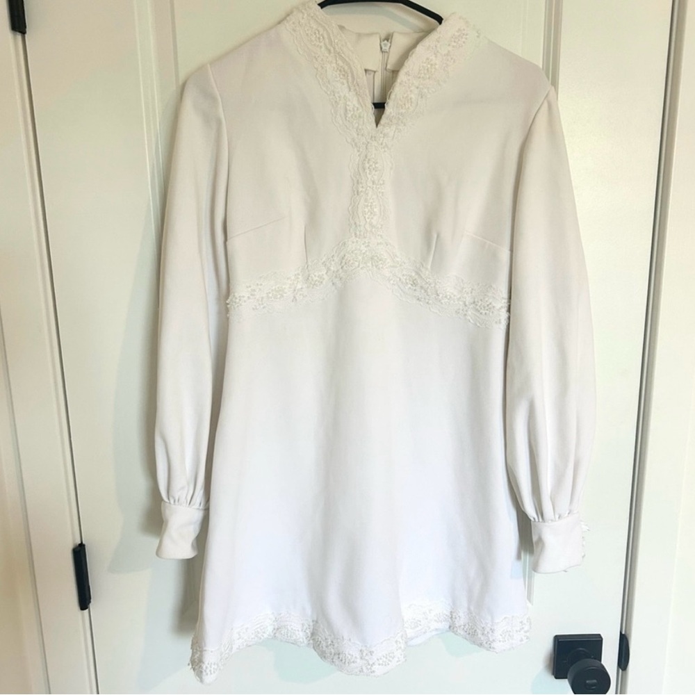 Elegant Vintage White Lace Trim Dress